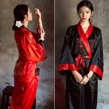 Nyhet Reversible Svart Rødt For Kvinner Kimono Yukata Satin Broderi Dragon Nightgown En Størrelse Kappe Kappe To Side-Nattøy